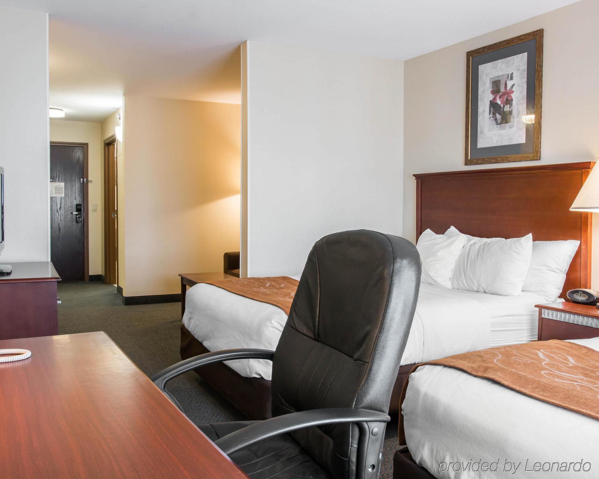 คอมฟอร์ต สวีท วีซอม Hotel Wixom ภายนอก รูปภาพ